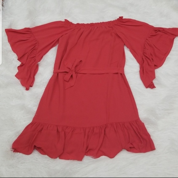 WHBM off shoulder flounce dress - Picture 4 of 6